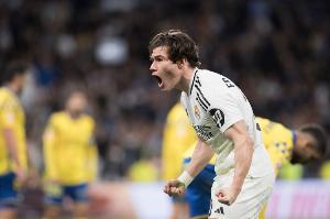 追梦：卡布撞SGA绝对得到了高层指示 那雷霆这边谁来搞文班呢？